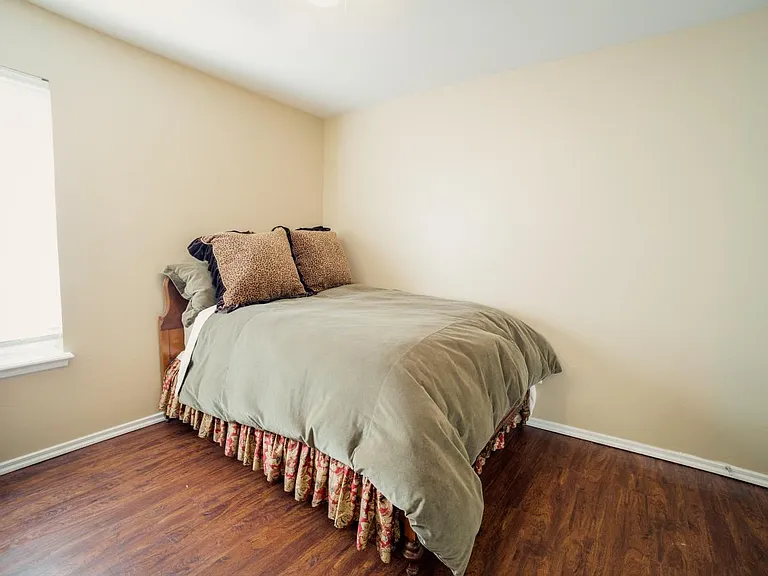 18104 Calle Way — Photo 16