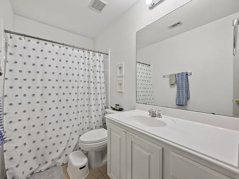 15609 Royal Dublin Dr — Photo 7
