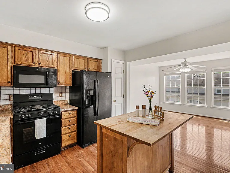 4524 Papillion Ct — Photo 9