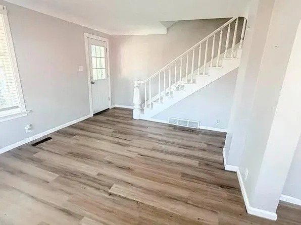 721 Lyon St #1, Saginaw, MI 48602