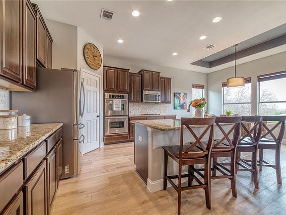 5th image of 5416 Texas Bluebell Dr
