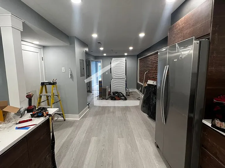 15 University Rd #A — Photo 4