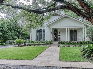 1903 Old Shell Rd, Mobile, AL 36607