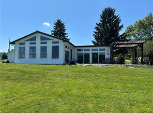 17 Sunrise Ln, Lawrenceville, PA 16929