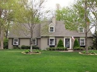 2020 W 86th Ter, Leawood, KS 66206