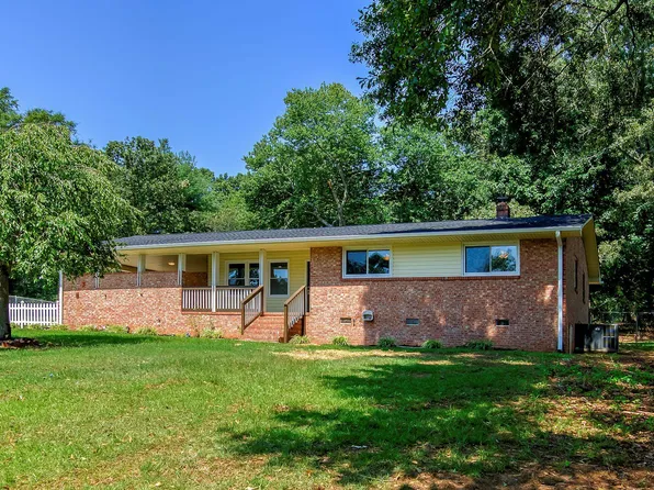 143 Church Rd, Easley, SC 29640