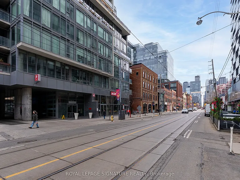 95 Bathurst St #109 — Photo 22