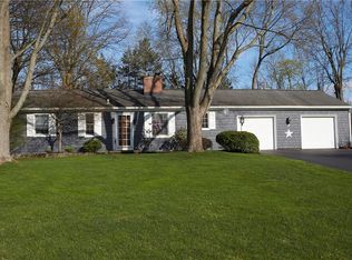 82 Fox Chapel Rd, Henrietta, NY 14467