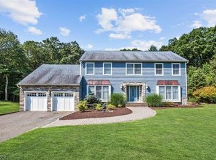 65 Forest Way, Morris Plains, NJ 07950