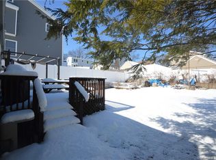 54 Sterling St, Fairfield, CT 06825