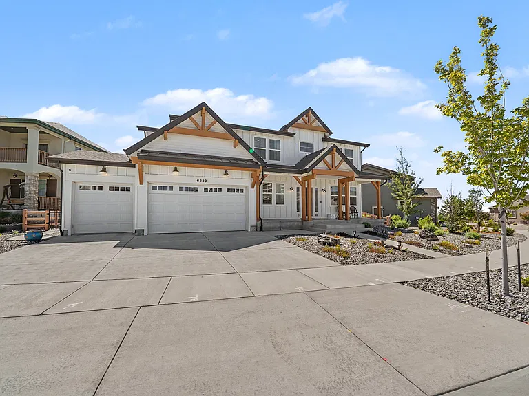 6339 Knapp Dr — Photo 2