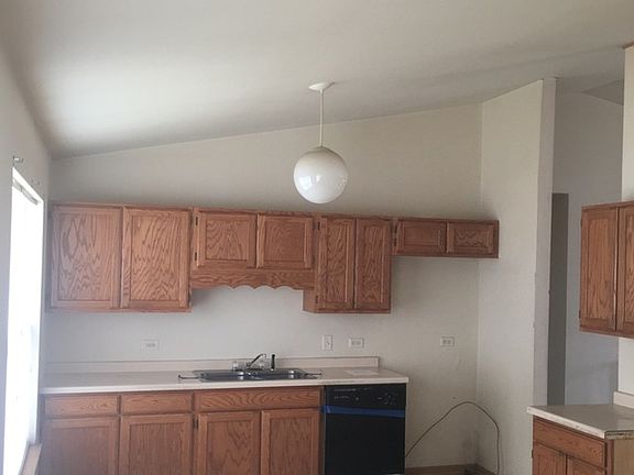 5th image of 14805 Campbell Ave