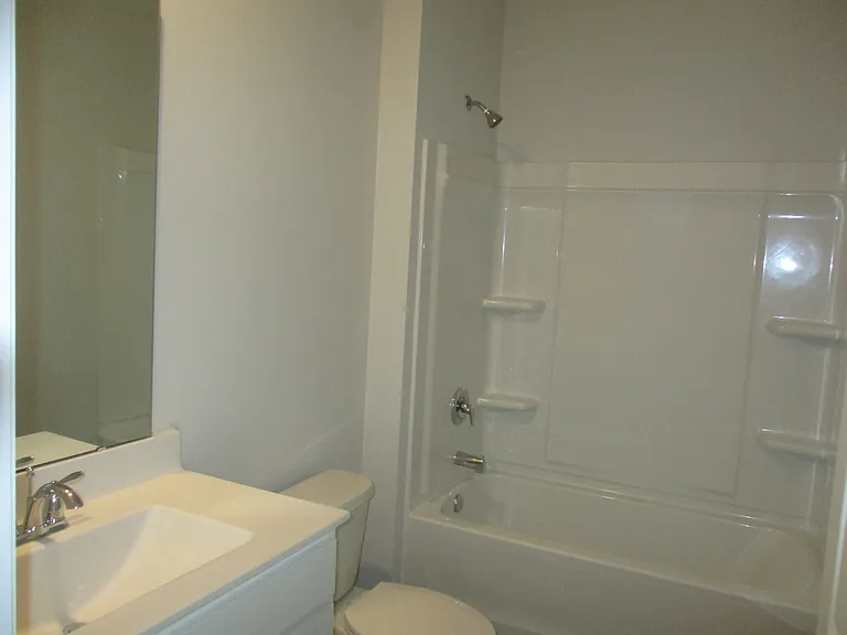 1443 Porchfield Dr — Photo 16