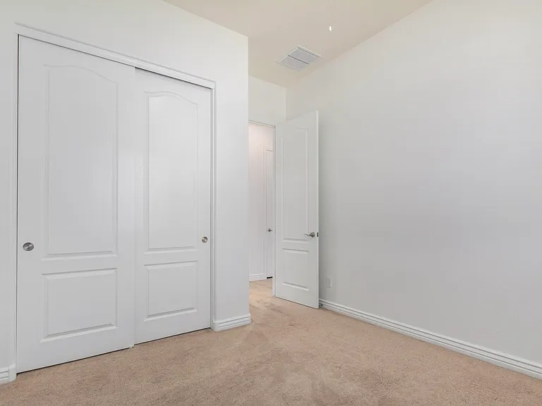 2615 W Balao Dr — Photo 16