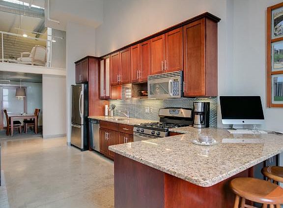 5th image of 250 Park Ave Unit 710