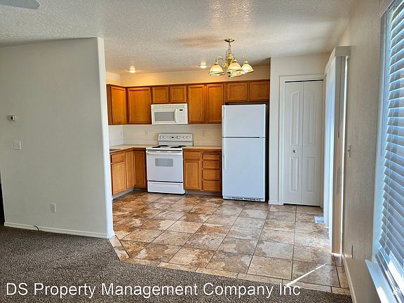 4th image of 1711 S Piney Creek Rd #11412006