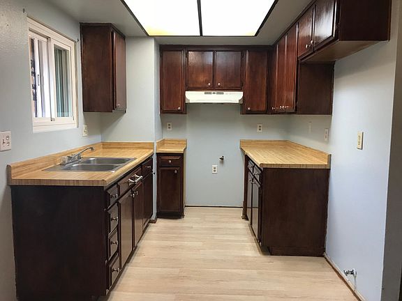 5th image of 126 Lassen Pl APT C