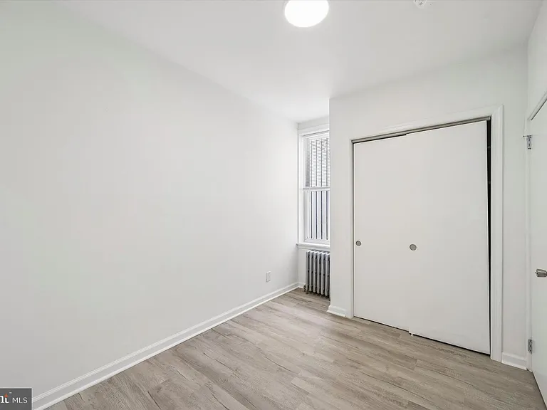 1523 S Etting St — Photo 12