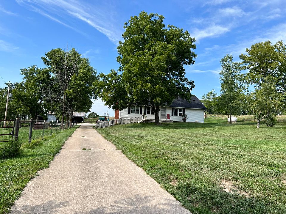 2nd image of 402 Short State Highway Y