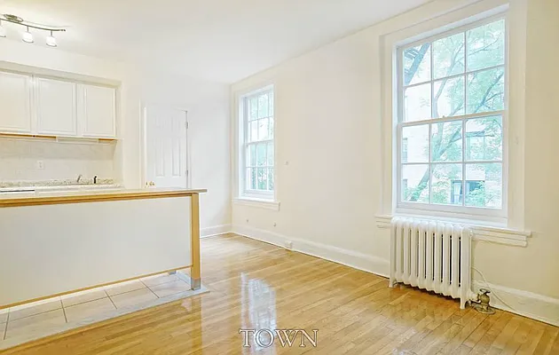 Rented by Town Residential | media 6