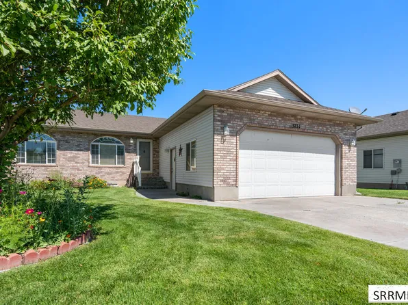 3737 E Silverwood Cir, Ammon, ID 83406