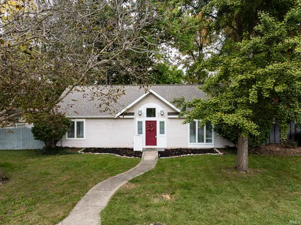 2910 W Devon Rd, Muncie, IN 47304