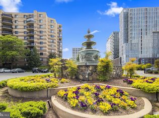 The Rotonda Condo, Mc Lean, VA 22102