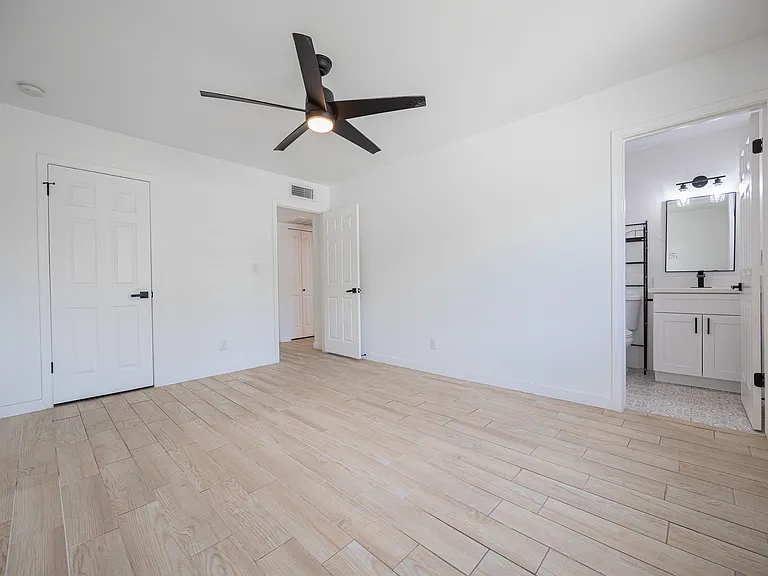 2519 W Vineyard Rd — Photo 15
