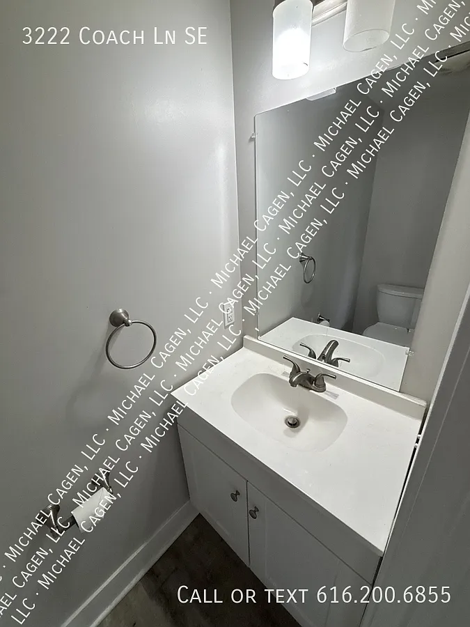 2 bed, 1.5 bath, 825 sqft, $1,800 — Photo 4