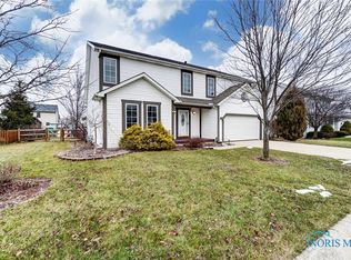 1526 Cardinal Rd, Bowling Green, OH 43402