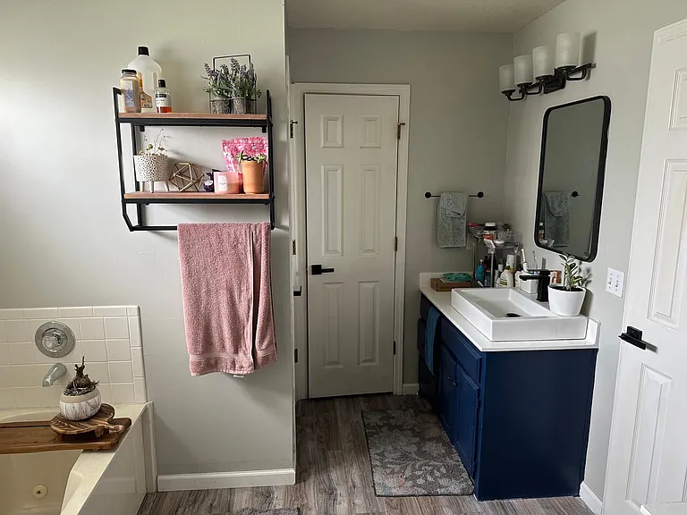 7501 Sheldon Rd — Photo 16