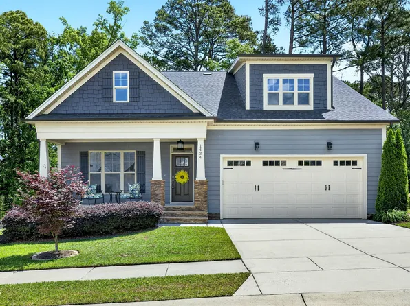 1434 Jakes Way, Fuquay Varina, NC 27526