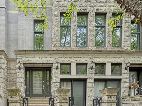 930 N Clark St Unit H, Chicago, IL 60610