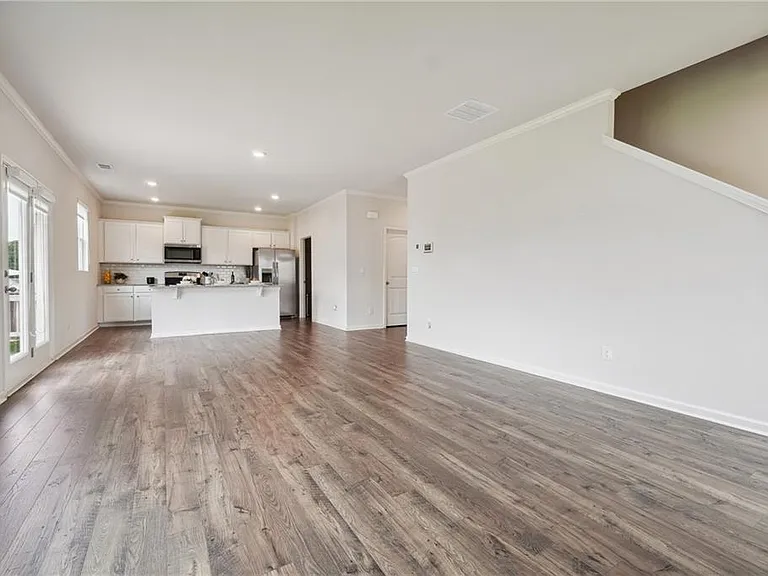 100 Fernbrook Trl — Photo 13