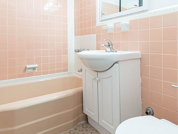5th image of 534 E 85th St APT 4B