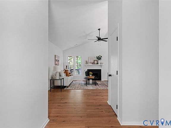 4th image of 11207 W Langham Ct