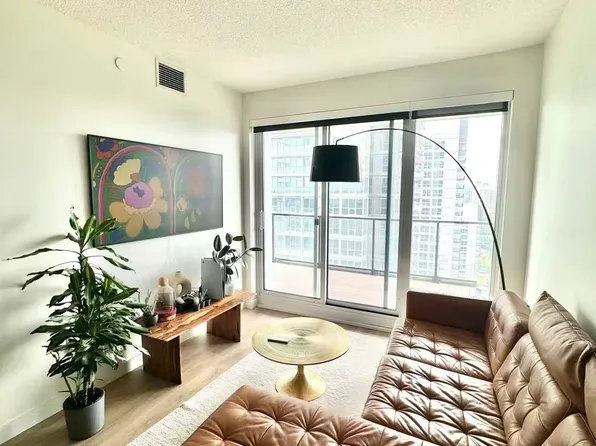 95 McMahon Dr, Toronto, ON