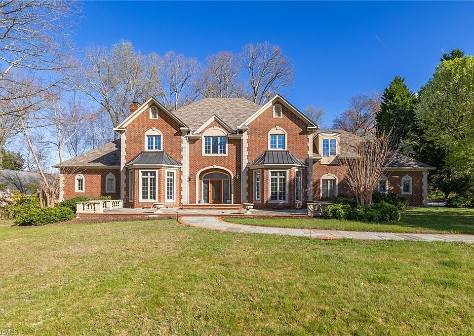 1st image of 2900 Turner Grove Dr N