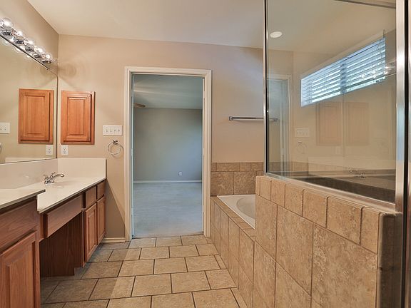 3rd image of 12214 Stable Square Dr