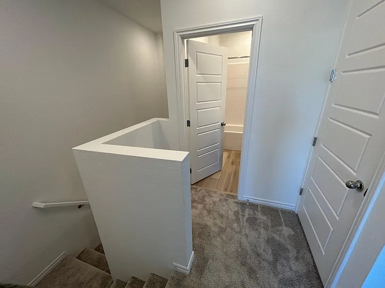 25 Barbara Ln #25 — Photo 12