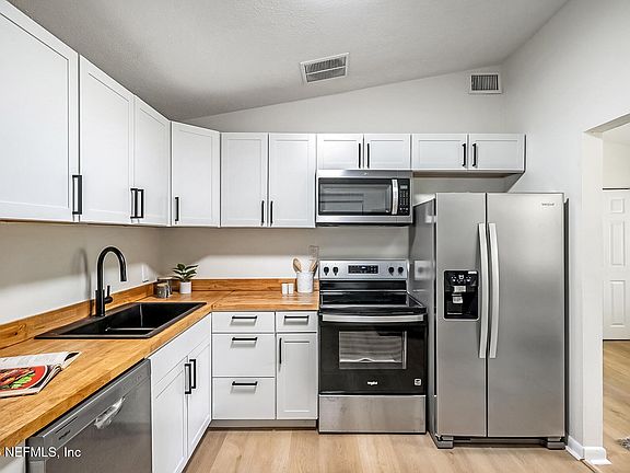 2nd image of 1156 ALTA VISTA Street