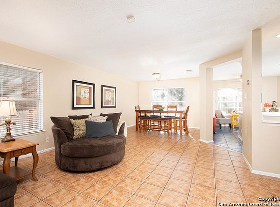 5th image of 7774 Oakhill Park Dr