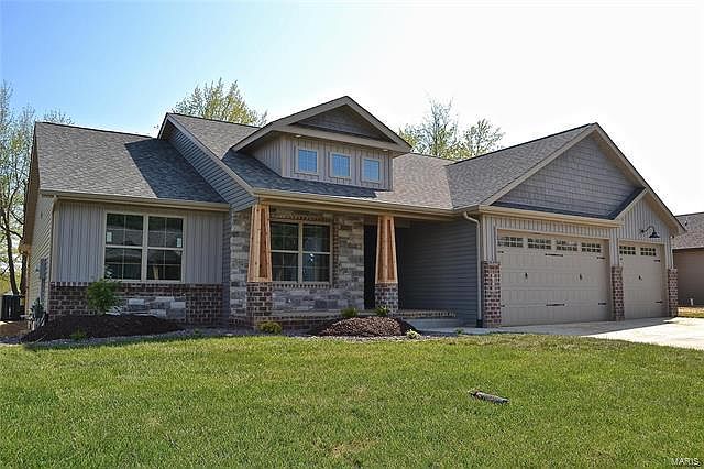 2nd image of 408 Briar Creek Rd
