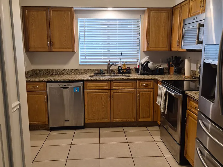 744 N Gretna Ct — Photo 10