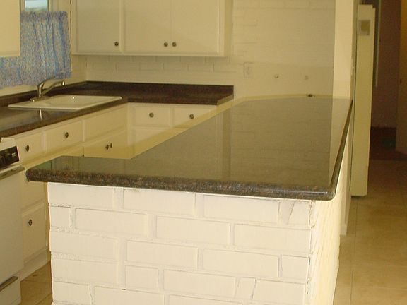 3rd image of 4515 N Heathdale Ave