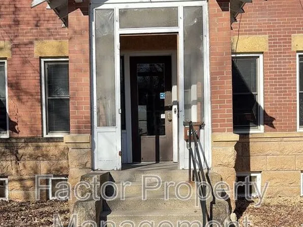 122 Parsons St, Mankato, MN 56001