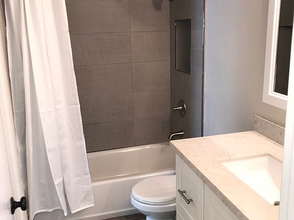 4th image of 34 Rambling Ln