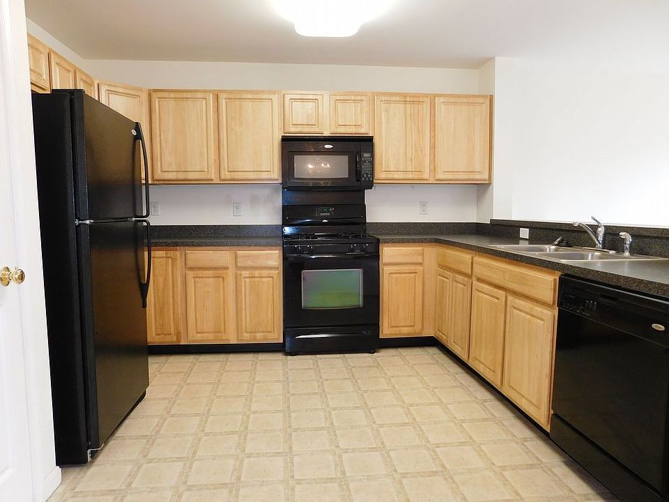2nd image of 226 Osprey Ln
