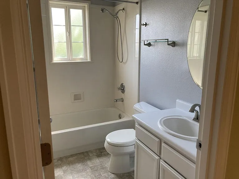929 Nadia Way — Photo 27