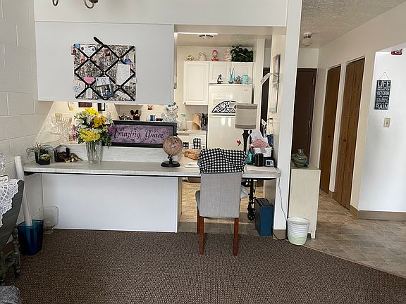 3rd image of 106 NE Main St APT 201